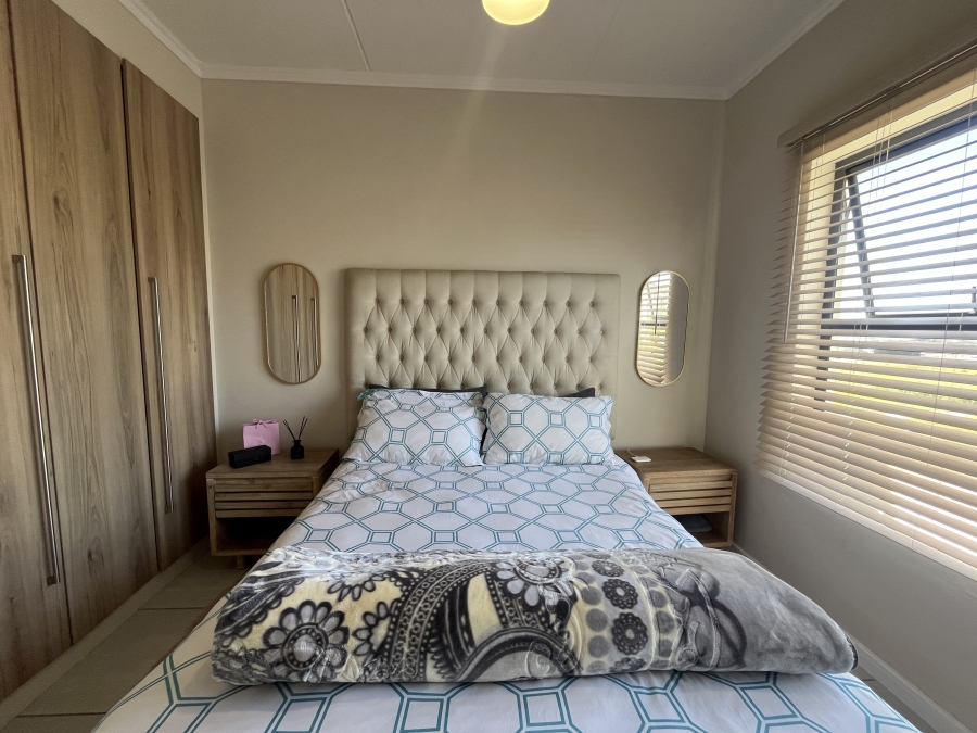 To Let 1 Bedroom Property for Rent in Richwood Western Cape
